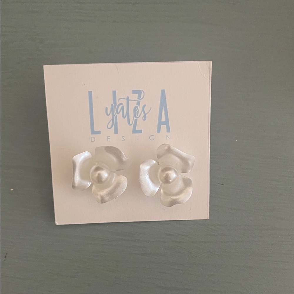White Flower Earrings